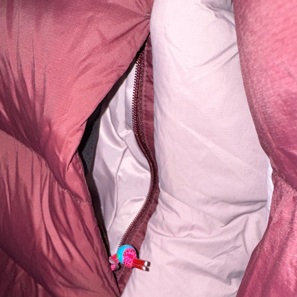 Nike ACG Maroon Puffer Jacket - Picture 7 of 15